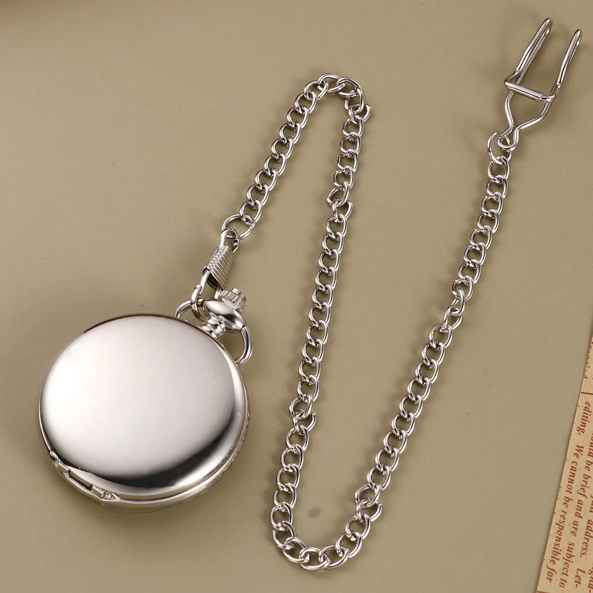 1Pcs Retro Pocket Watch Alloy Vintage Style Quartz Movement Smooth Design Dark Golden Pocket Timepiece Gift Jewelry