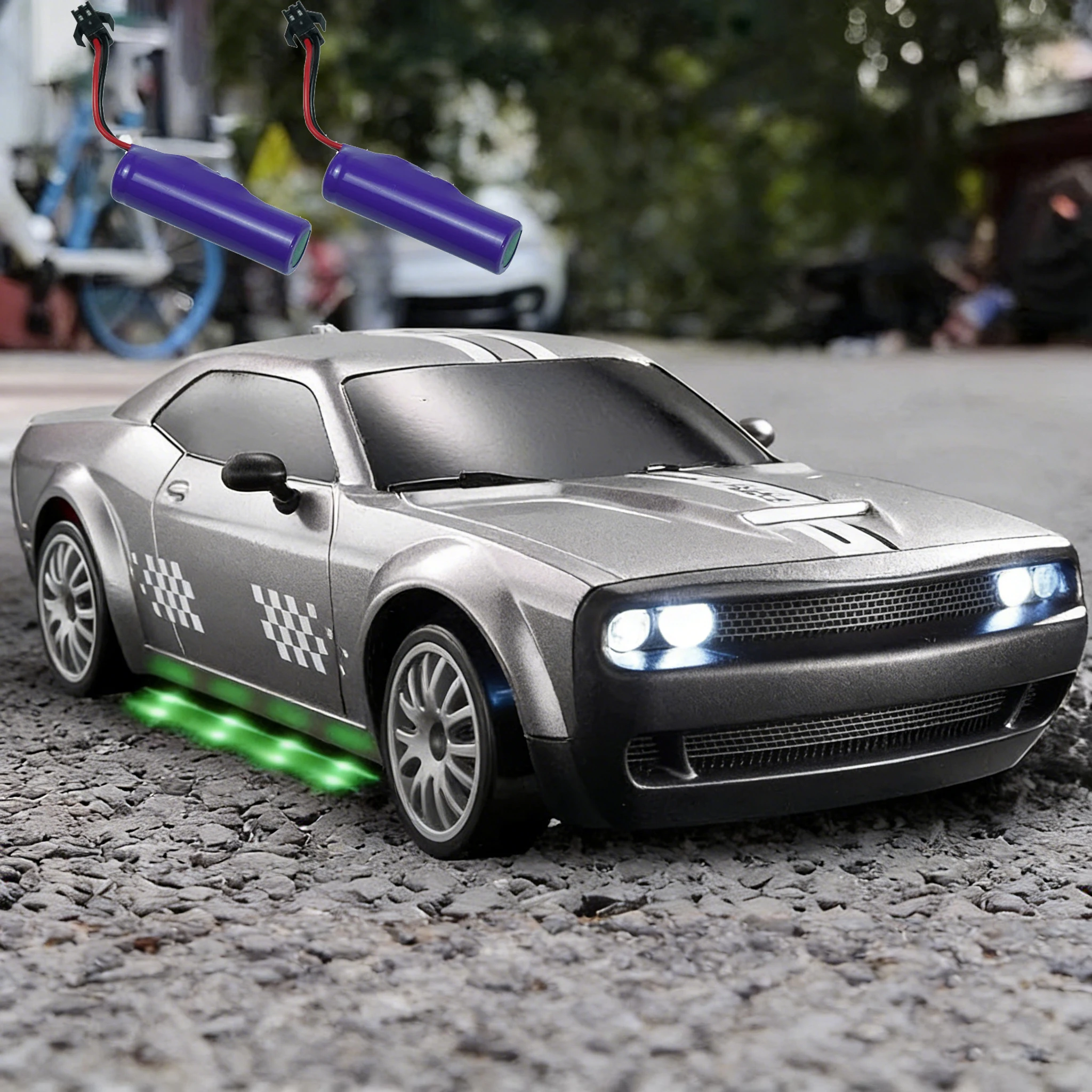 

1:20 RC Drift Sports Car 4WD 2.4G Полный привод с подсветкой Автомобиль с дистанционным управлением Высокоскоростной гоночный автомобиль по бездорожью Игрушка для детей