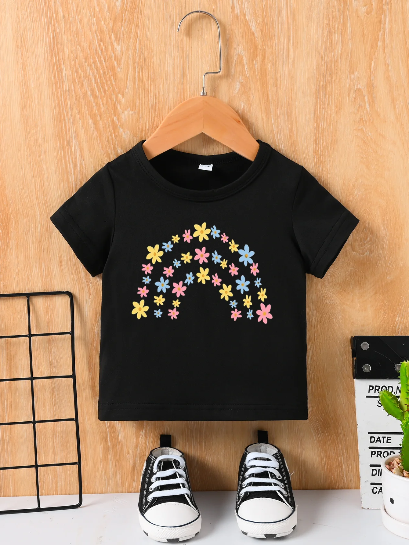 Summer New Male And Female Baby Short Sleeve Black T-Shirt Round Neck Pullover Top