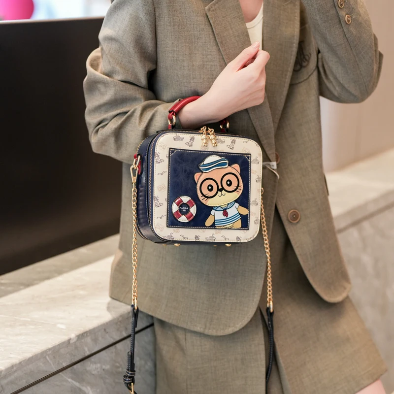 BeiBaoBao Square Box Shoulder Bag 2026 New Cartoon Crossbody Bag with Metal Chain Trendy Casual Fashion Handbag