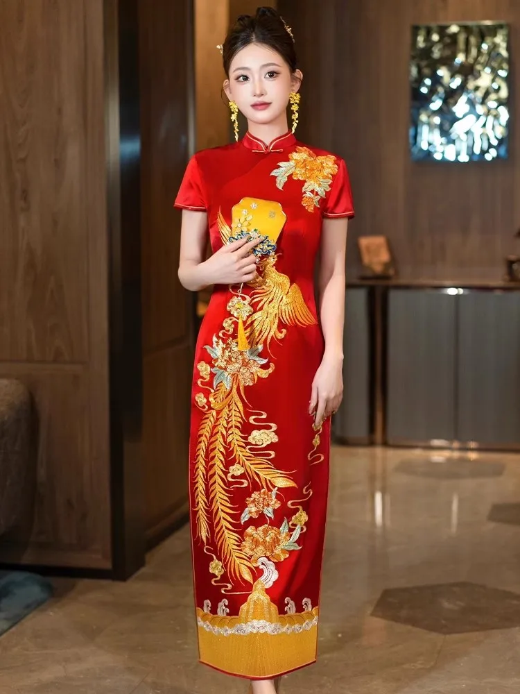 High-End Wedding Dr…