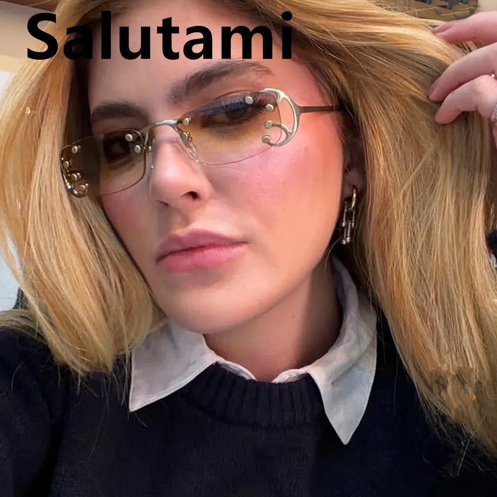 Kleine quadratische Nieten-Sonnenbrille aus Legierung für Damen, neue Mode, Farbverlauf, hohler Rahmen, elegante Sonnenbrille, Damen-Outdoor-Fahrbrille