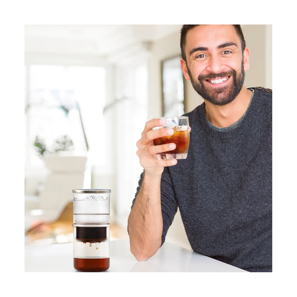 

Coffee Pour Over Drop Coffee Maker Paperless Portable Drip Coffee Maker with Carafe and Stainless Steel Mesh Filter
