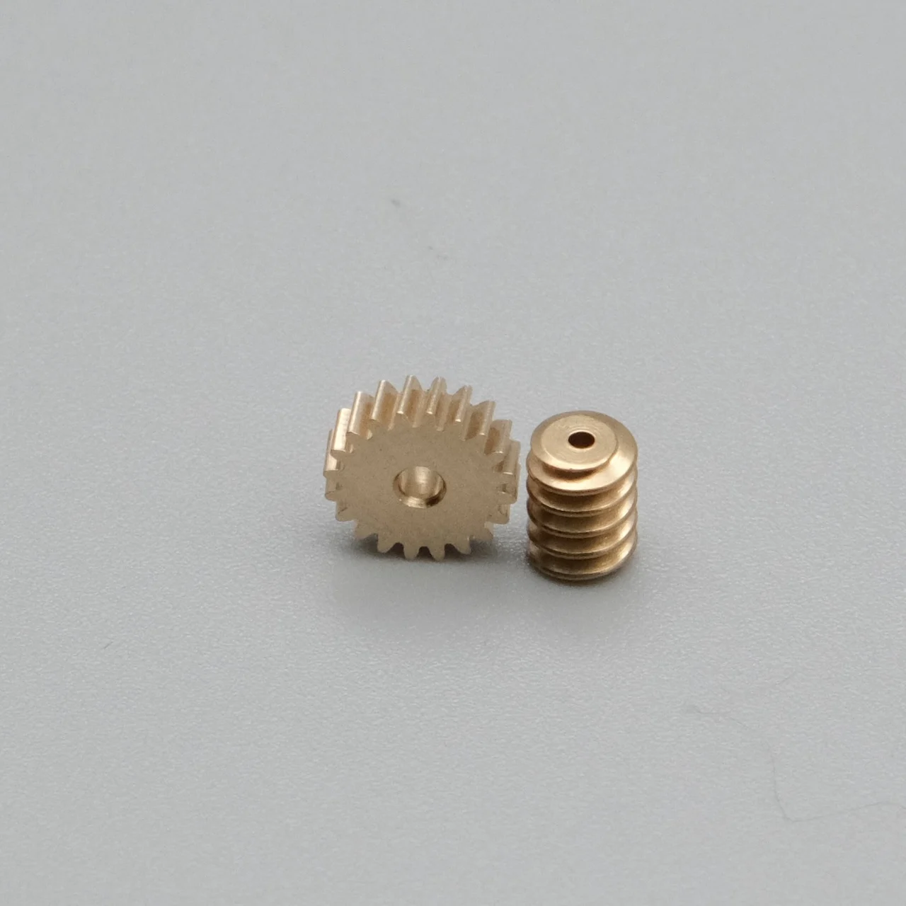 1mm Worm Mini Gearbox 90° Staggered Shaft Micro Motor Metal Reduction Transmission 1.5mm Worm Wheel for DIY Robot Toy