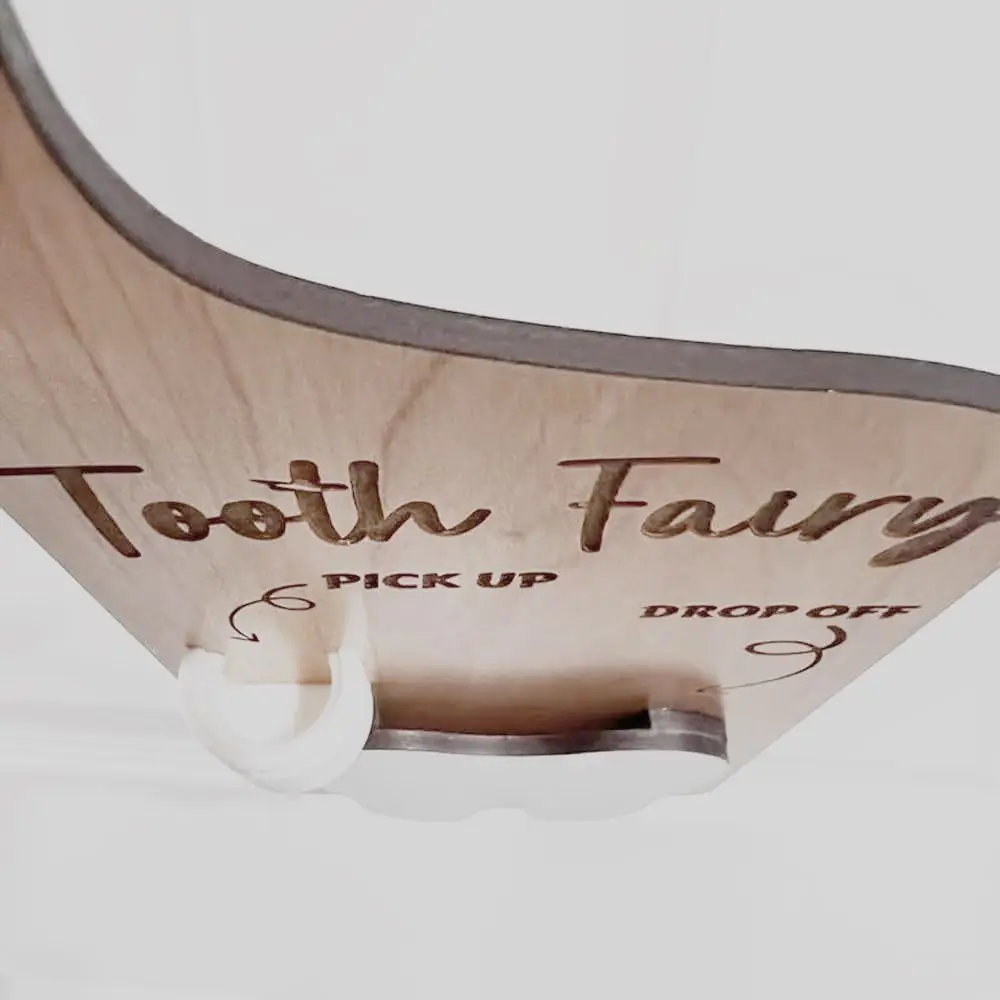 Wooden Tooth Door Hanger Encourages Tooth Care Decorative Tooth Keepsake Container Lightweight Tooth Mouse