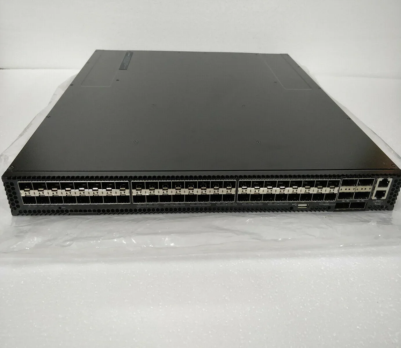 JL167A Altoline 6920 48x10G & 6x 40G X86 ONIE Ethernet Switch W/ Dual AC PSU