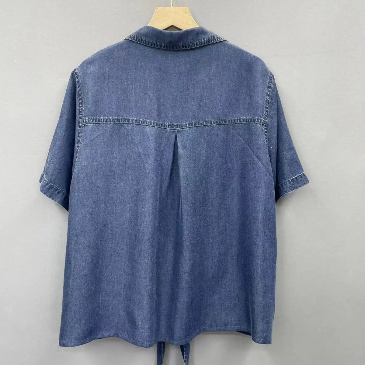 2024 Summer Thin Denim Shirt Casual Lapel Short Sleeved Loose And Versatile Denim Top For Women