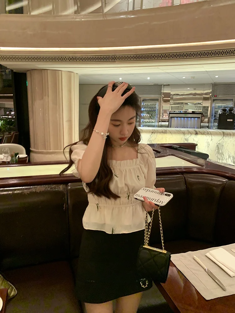 

Женская рубашка MMENGJA Gentlewoman's Agreement Wild Daisy с белой вышивкой, короткий рукав, мягкий нежный стиль, для повседневной носки