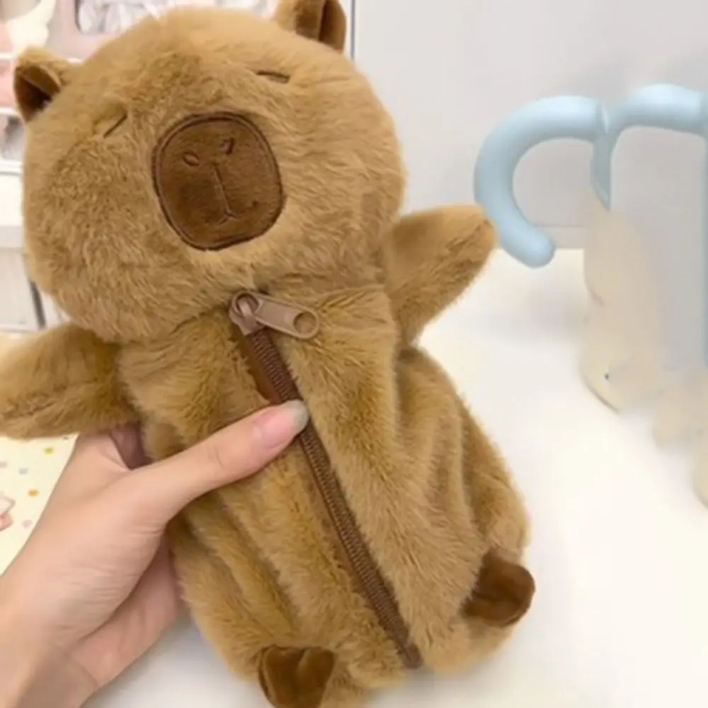 Bolsa para bolígrafos de felpa de capibara de gran capacidad, muñeco de Animal con cremallera, muñeco de peluche de capibara de dibujos animados, bolsa para lápices de felpa Capibara bonita