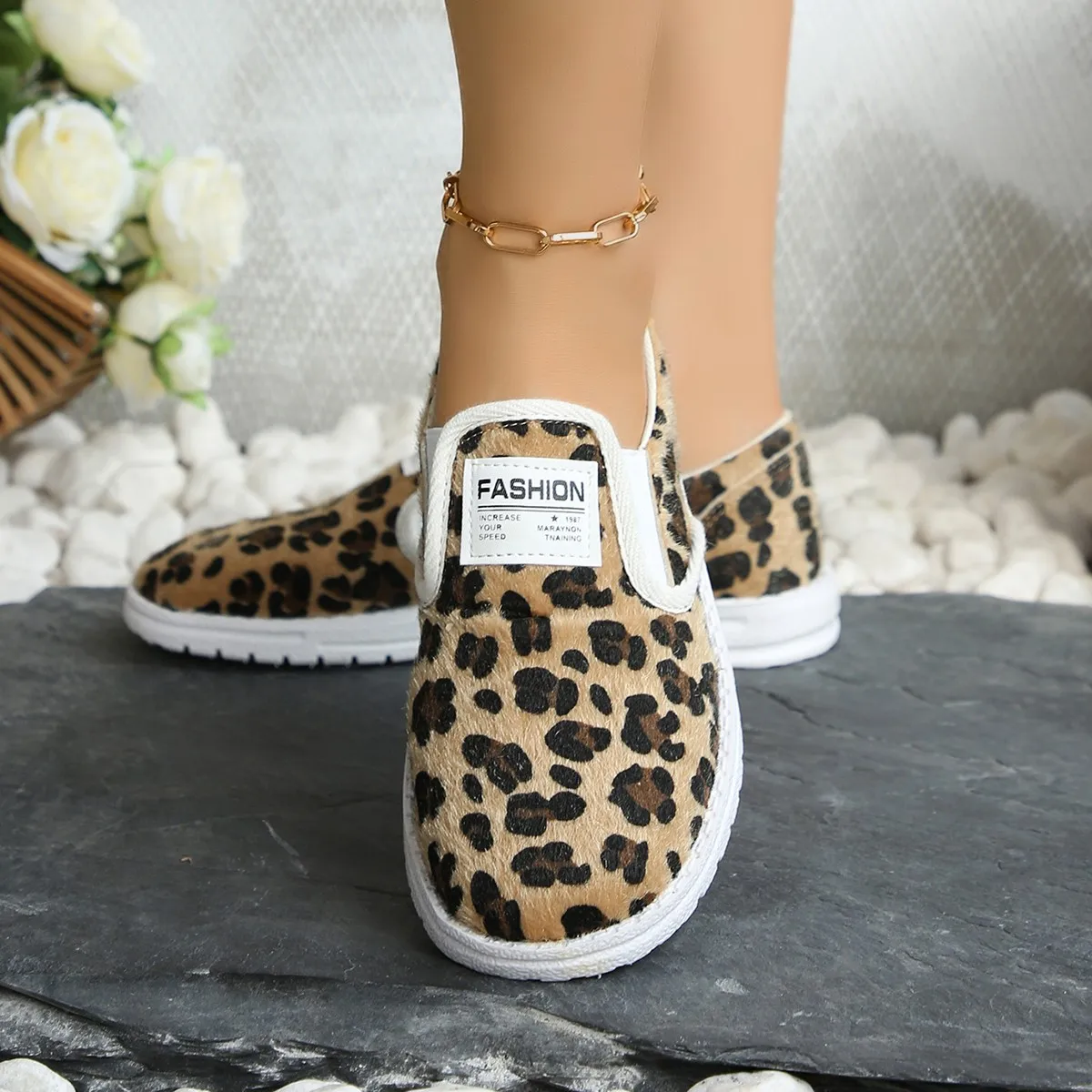 Sapatos vulcanizados leves com estampa leopardo para mulheres, tênis slip-on, sapatos de caminhada, tamanhos grandes, 42, venda quente