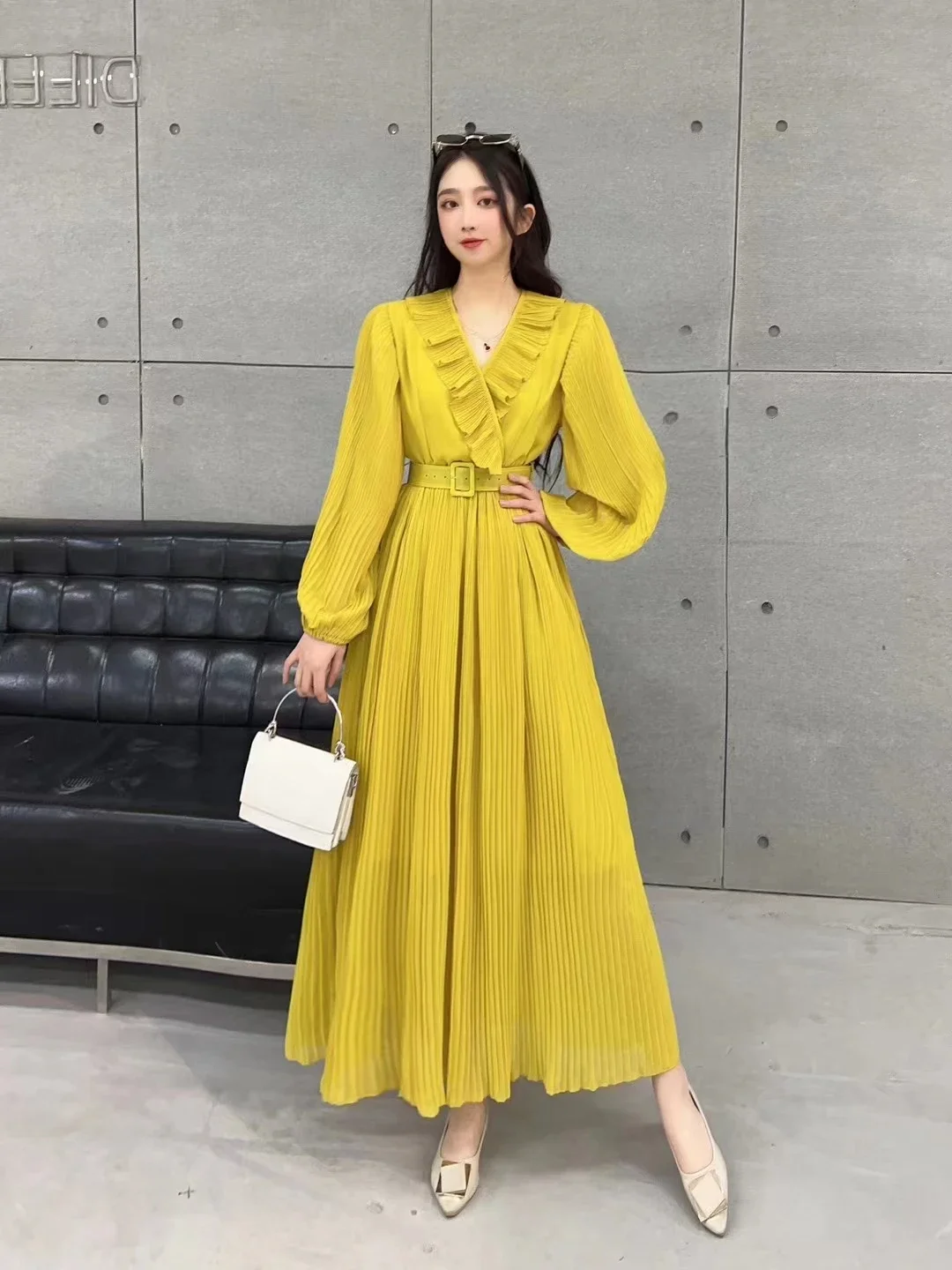 2023 New Spring Autumn  Women Ruffles V-Neck Long Sleeve Belt Slim Long Dress High Quality Fashion Big Hem Chiffon Pleated Dress