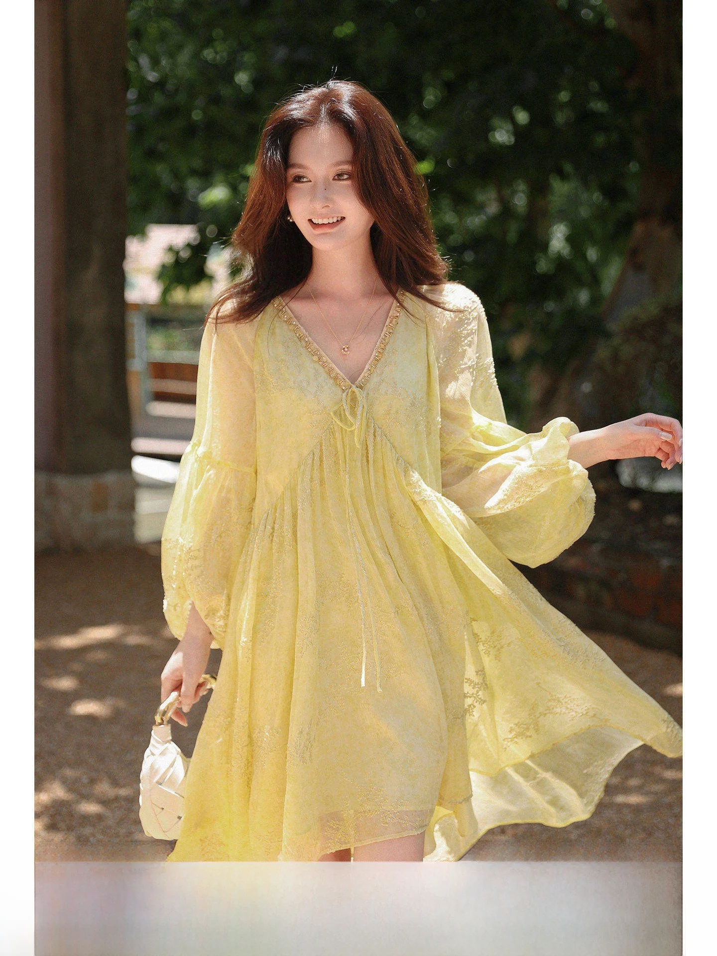 

Romantic Blooming Plum Fairy Atmosphere Lantern Sleeve Dress Women's V-neck Pleated A-line Skirt Long Sleeve Polyester Fiber