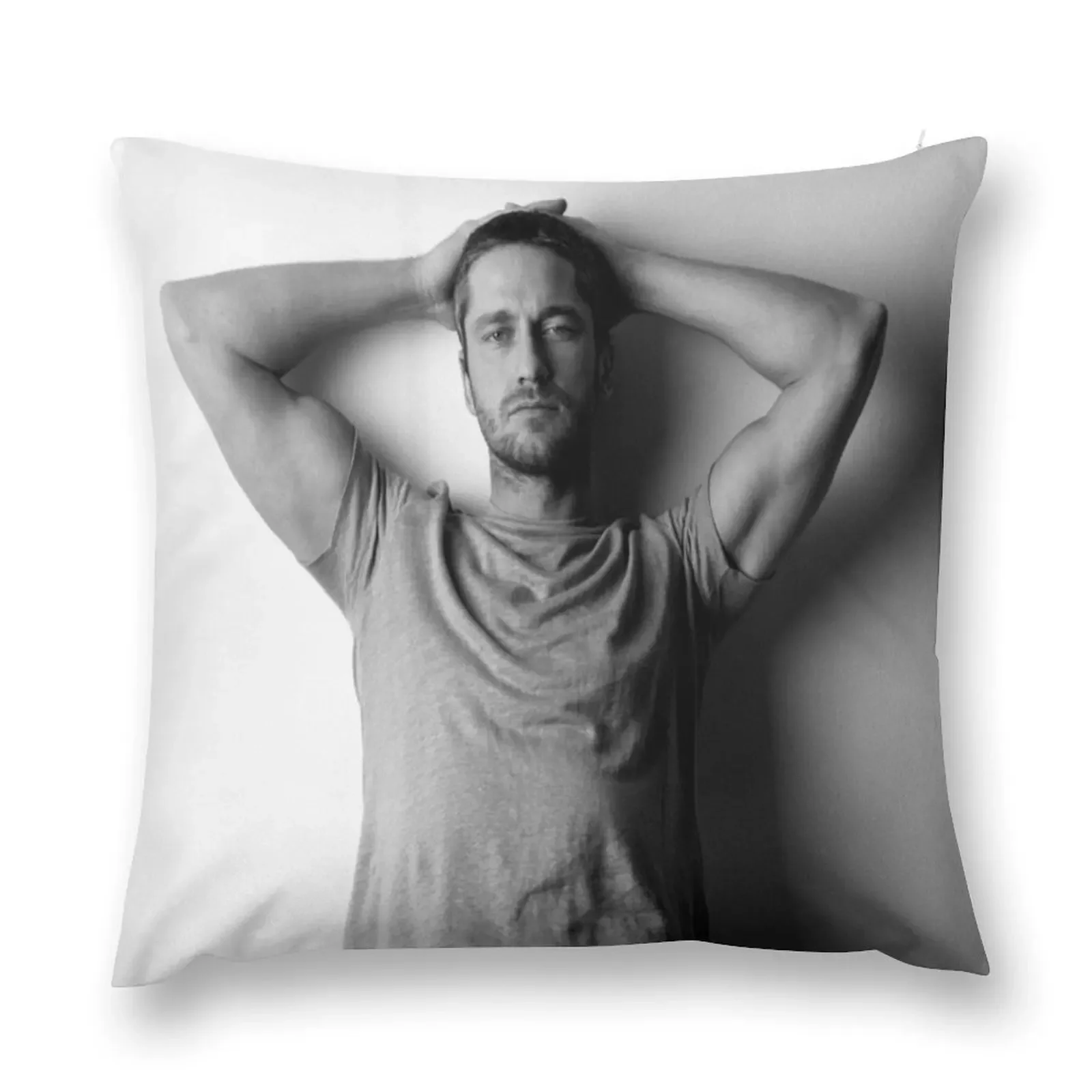 Gerard Butler Throw Pillow Sofas Covers Decorative Cushions For Luxury Sofa Sofa Cushions Christmas Cushion For Home pillow