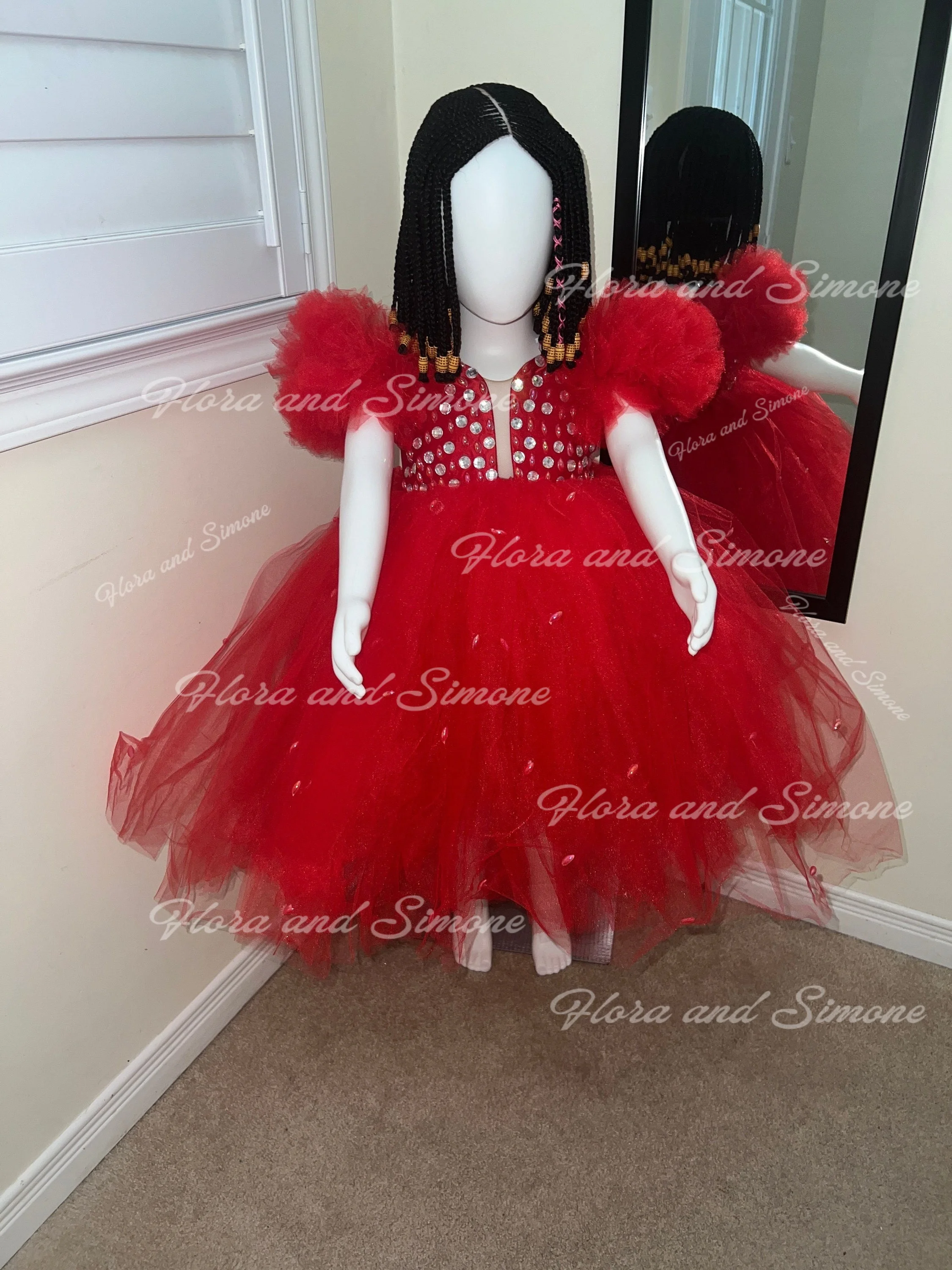 Customized Rose Red Flower Girl Dress For Wedding Applique Puffy Sleeveless Baby Kids Birthday Party First Communion Gowns