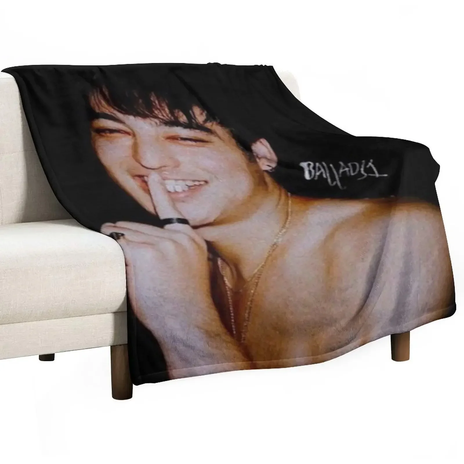 

joji Throw Blanket Tourist Plush Blankets