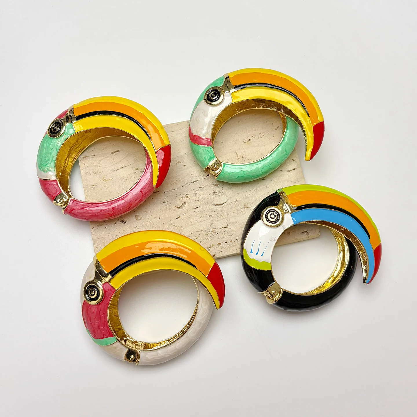 Light Luxury Retro Heavy Craft Colorful Enamel Parrot Open Bangle, Women Exaggerated High-end Cuff Bracelet Fashion Party Jewelr