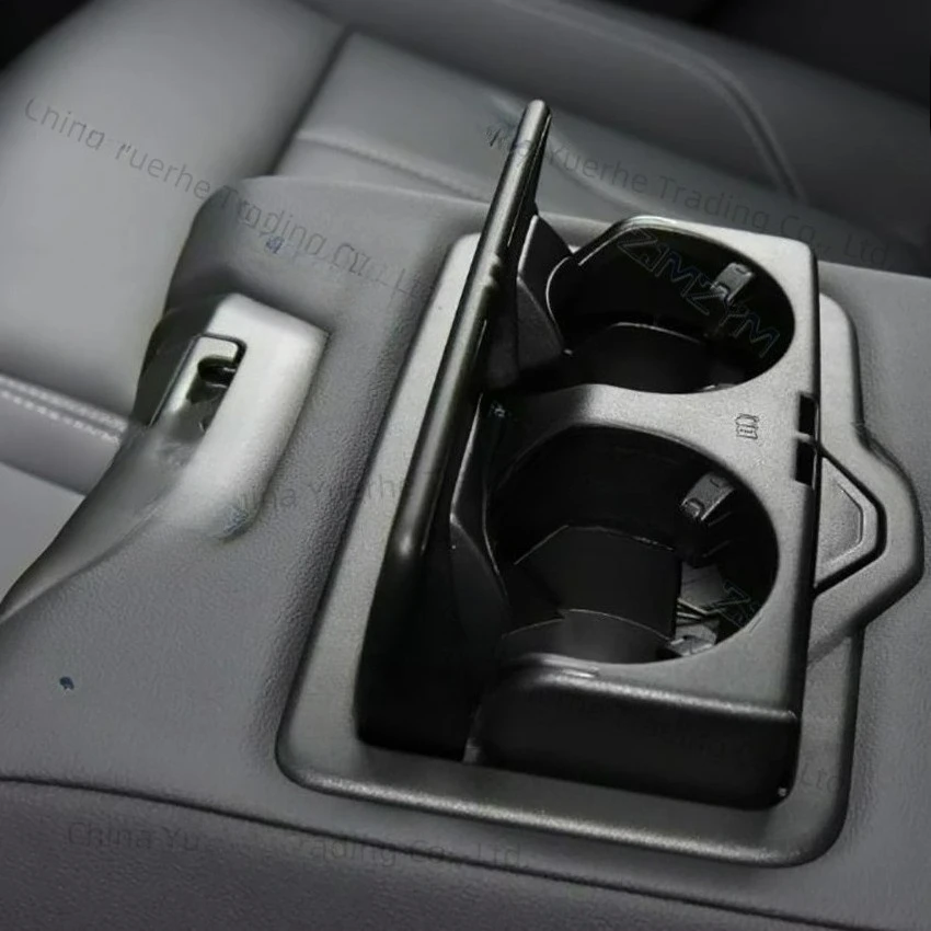 

Для Audi Q5L/A3/Q2L/Q7/Q8 задний подлокотник, подстаканники, подставка для напитков и напитков