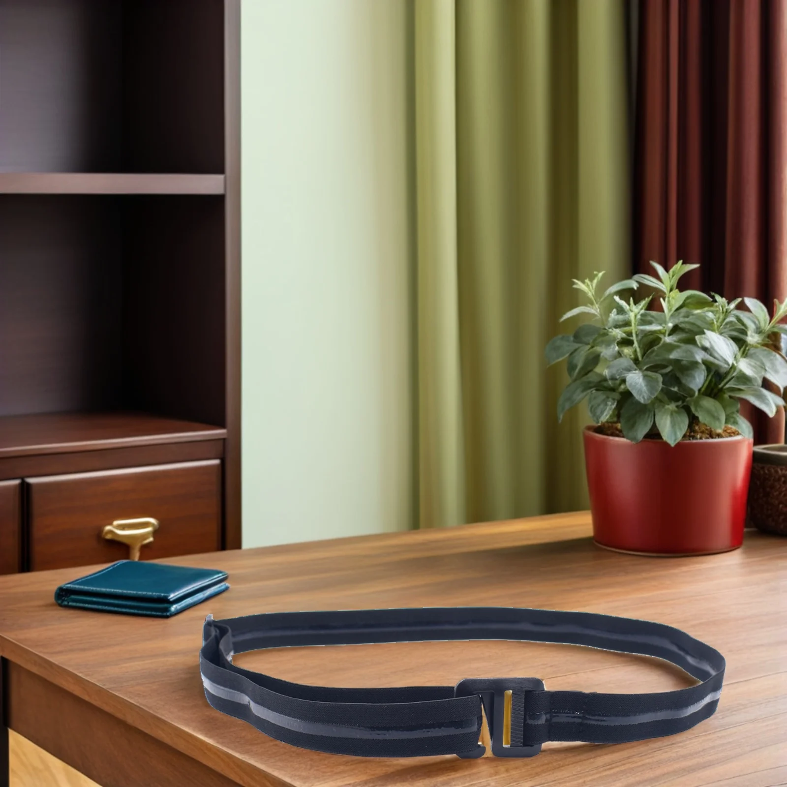 

Adjustable Shirt Stay Belt Unisex 2.5cm Plastic Hook Buckle Non-Slip Anti-Wrinkle Shirt Keeper for Formal Dress Shirts