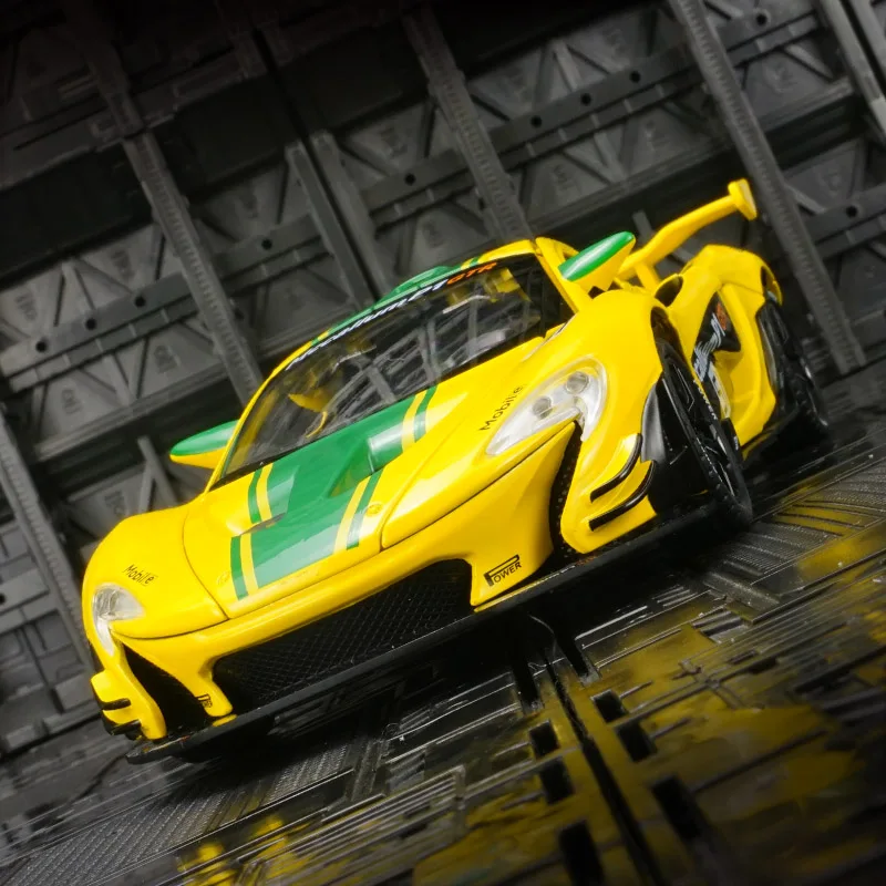1:22 Simulation McLaren P1 GTR alloy car model, doors and hood can be opened, has sound and lighting functions rich details
