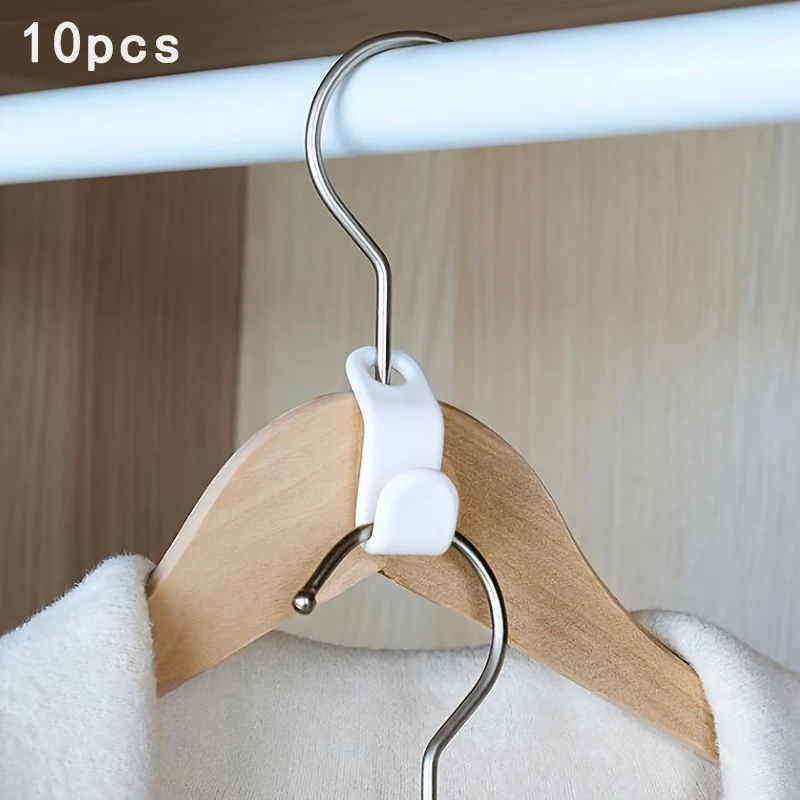 10 hangers connected to plastic hooks