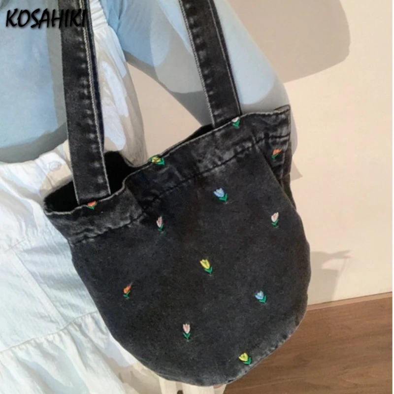 

Casual Preppy Sweet Flower Design Handbags Women Vintage Ins Denim Shoulder Bags Y2k Aesthetic Streetwear All Match Underarm Bag