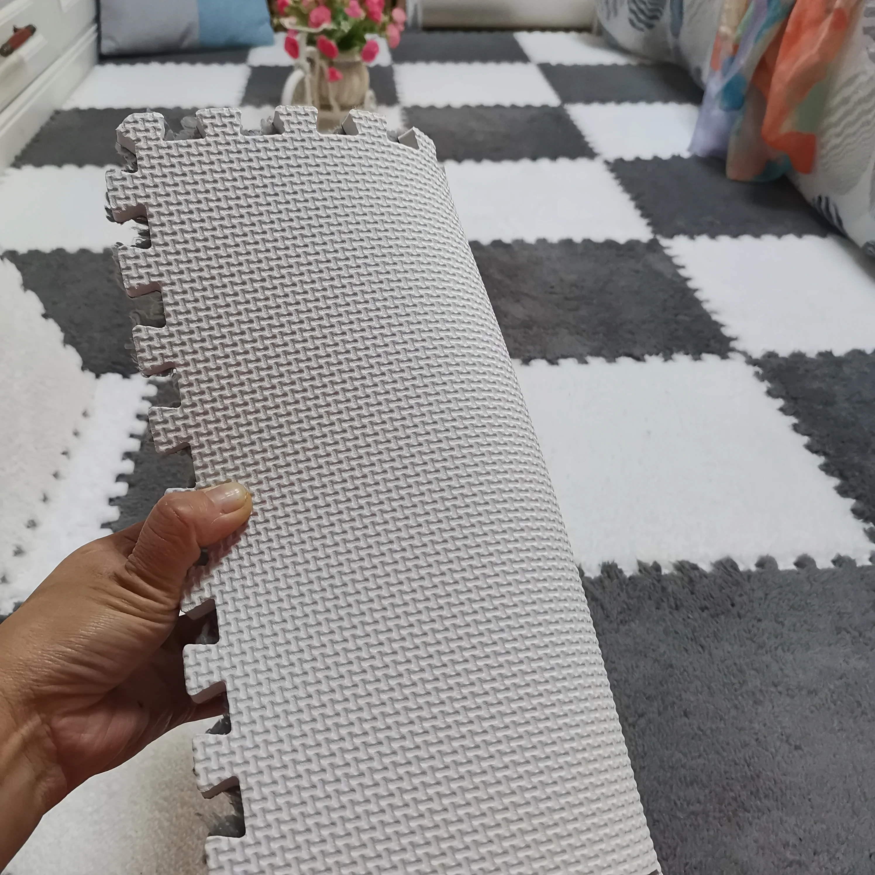 

24PCS Solid interlocking foam mat - non slip EVA bedroom crawl floor mat living room decorative carpet