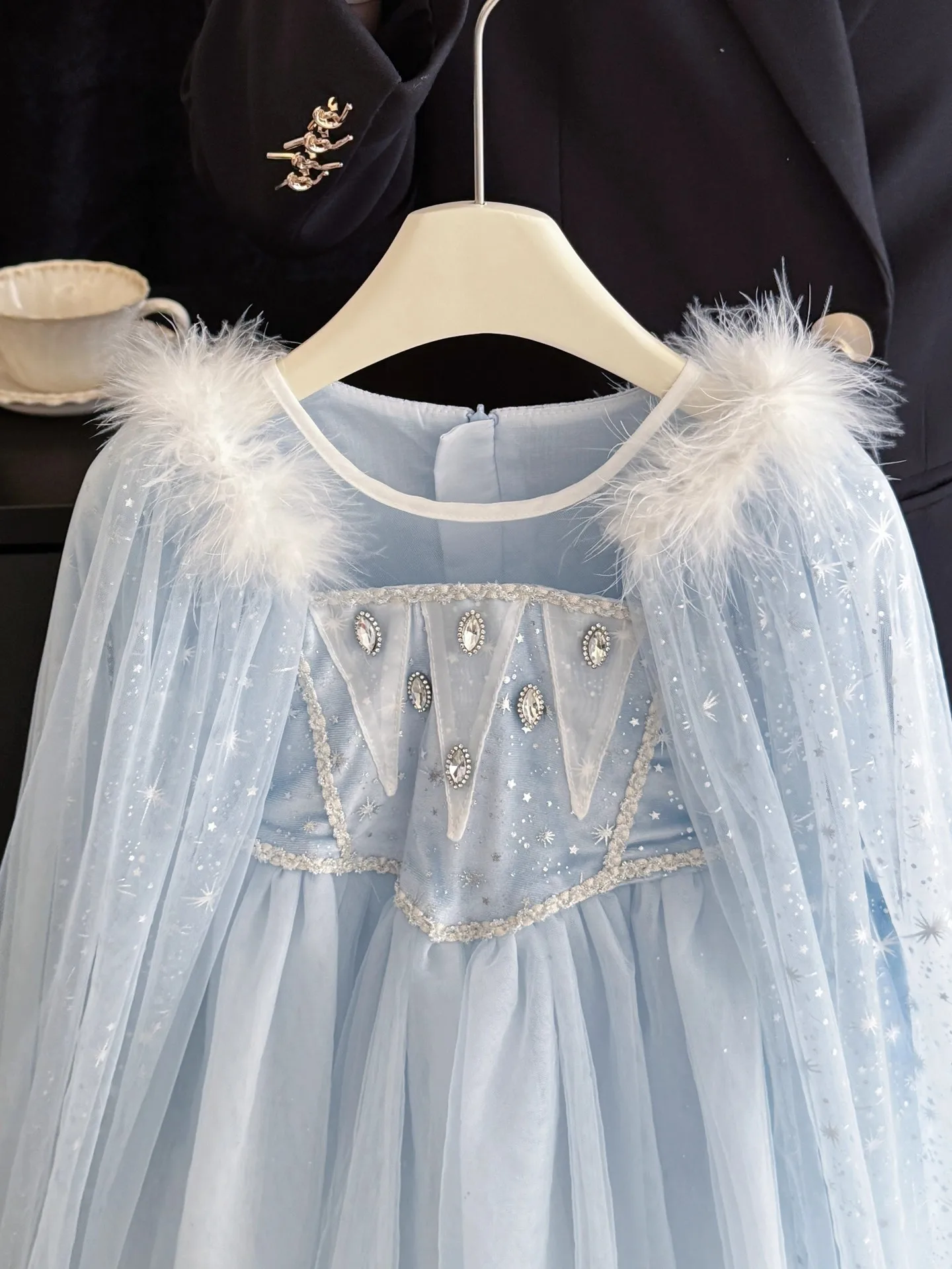 Elsa Frozen Princess Dress with Detachable Cape, Long Sleeve Velvet Sequins Snowflake Dresses for 2-10 Years Girls Party Costume