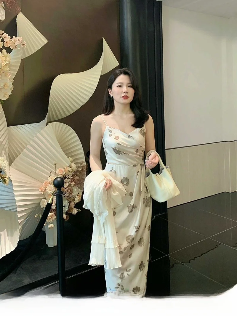 

Юбка А-силуэта больших размеров, сексуальная, с длинными бретелями, для повседневной носки, с завышенной талией, облегающая, с цветочным принтом, на молнии, из полиэстера