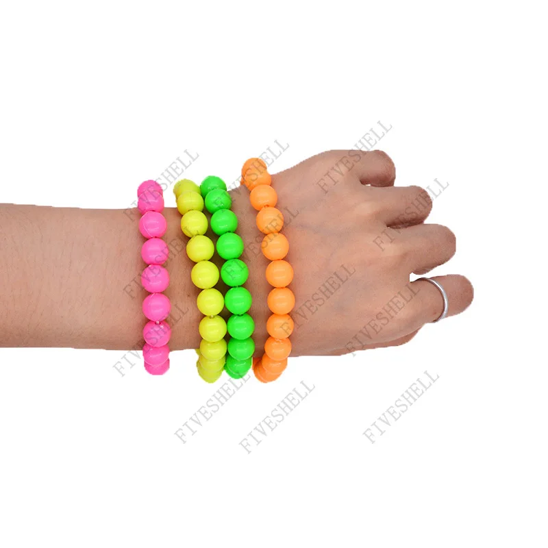 Conjunto de accesorios para disfraz de Cosplay, 80 pulseras con cuentas de neón, Color aleatorio, vestido de fantasía para fiesta de los años 1980