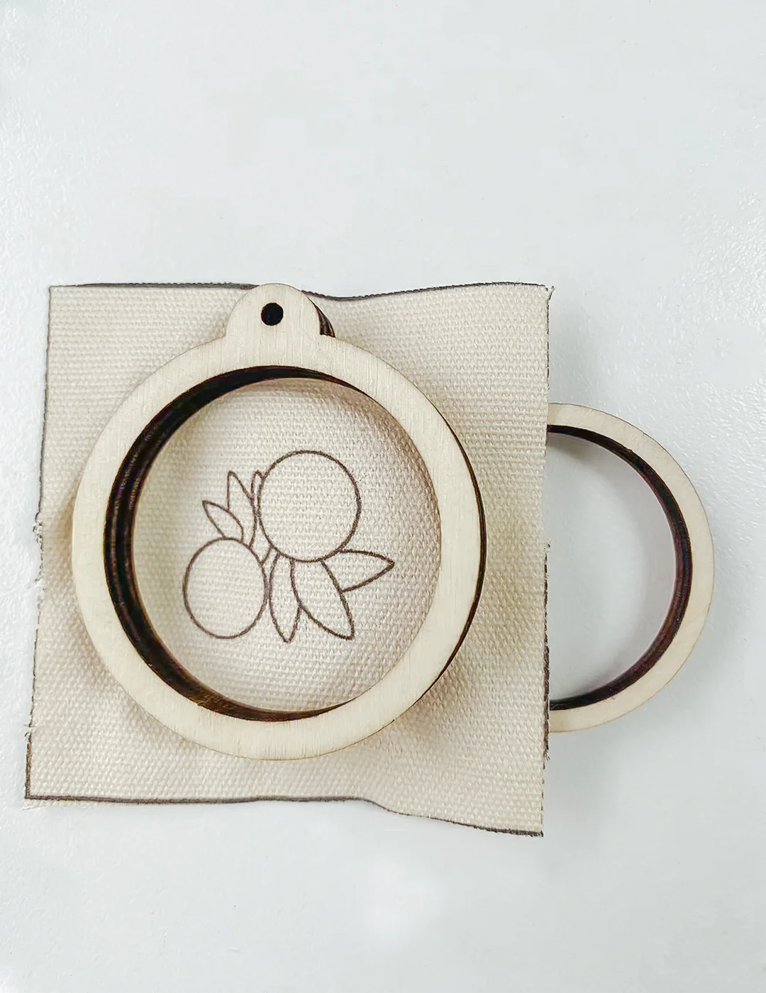 Mini Embroidery Keychain Accessory Set Embroidered Ring Frame Wooden Pendant Hand Embroidered DIY Keychain Handmade Material Kit - view 4