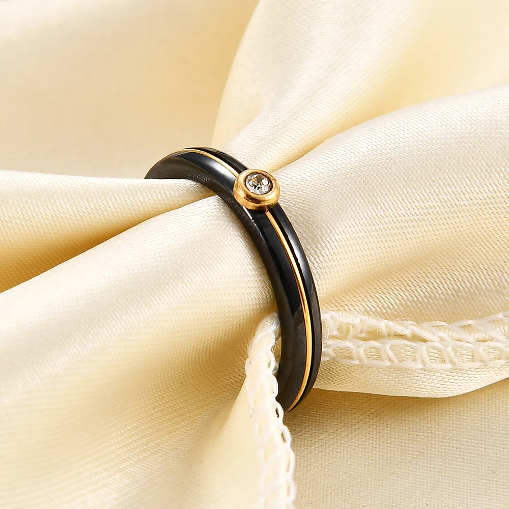 New 4MM stainless steel black and white ceramic diamond 18K gold wire ring, fashionable and exquisite, for women