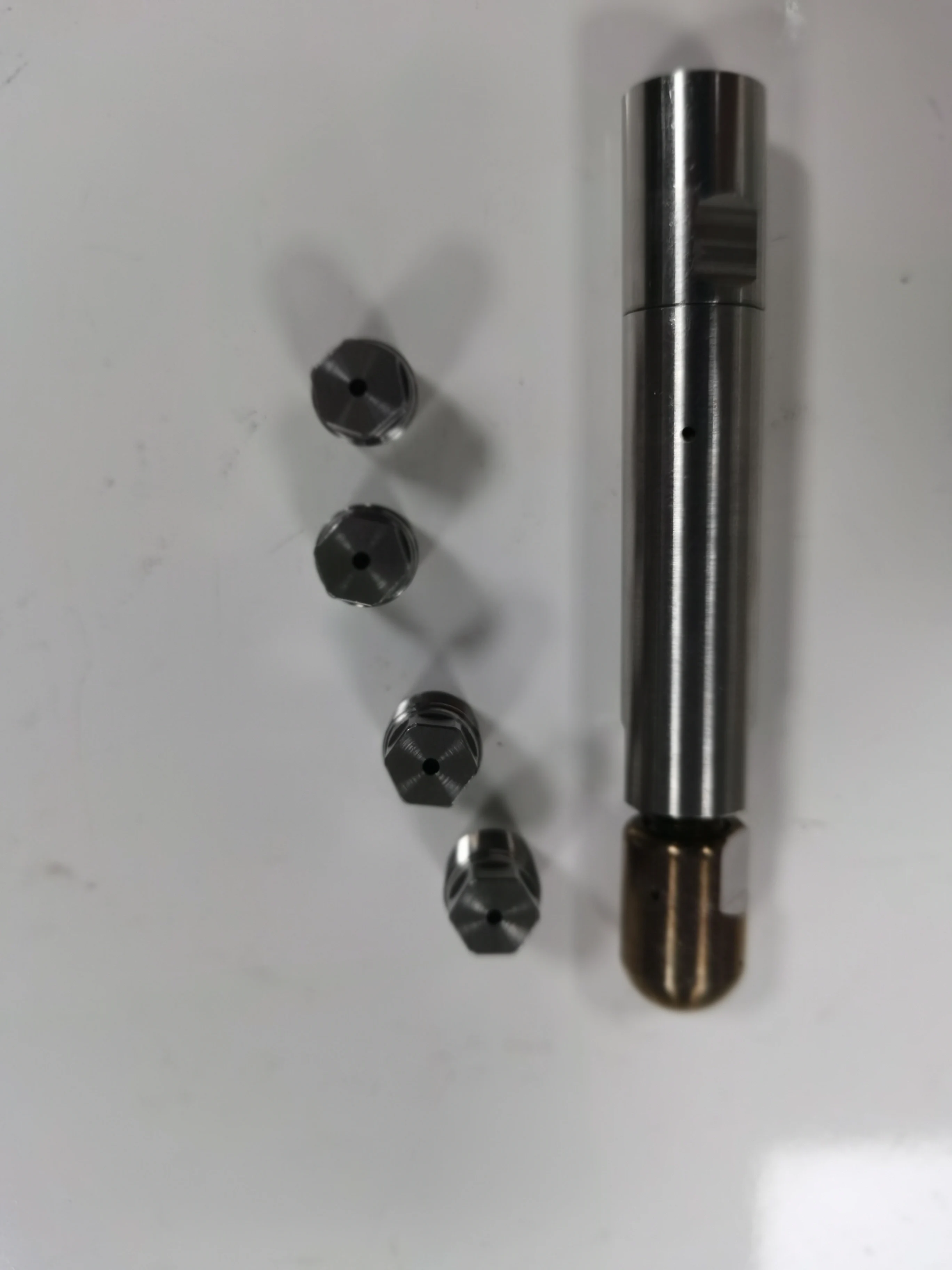 ผลิตชิ้นส่วนอุปกรณ์ทำความสะอาดแรงดันสูงพิเศษ 1,500 ชิ้น ในราคาที่แข่งขันได้ ระบบทำความสะอาดด้วยแรงดันไฮดรอลิก อ่างอุตสาหกรรม