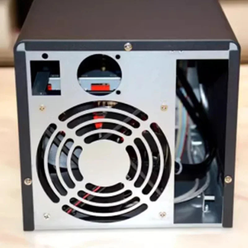 

Электрический корпус NAS с четырьмя дисками 220 В. Тихая конструкция. Поддержка материнской платы ITX. Кохлеарное межпланетное шасси K3. Черный.