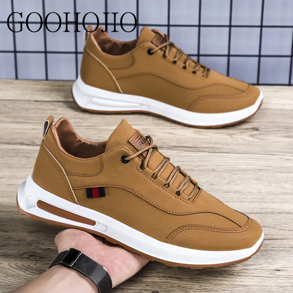 New Men Casual Shoes Male Ourdoor Jogging Trekking Sneakers Lace Up Breathable Shoes Men Comfortable Light Soft Hard-Wearing