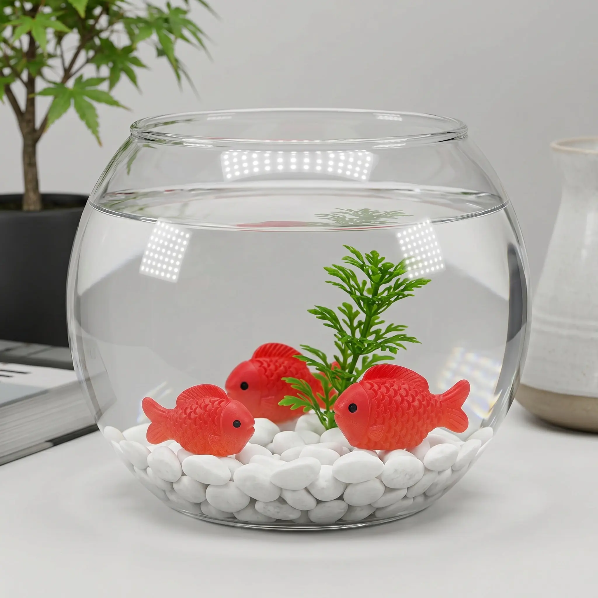 40Pcs Realistic Mini Resin Fish Figurines for Fairy Gardens Aquariums Bonsai Terrariums Micro Landscapes Dollhouse Decor Sea