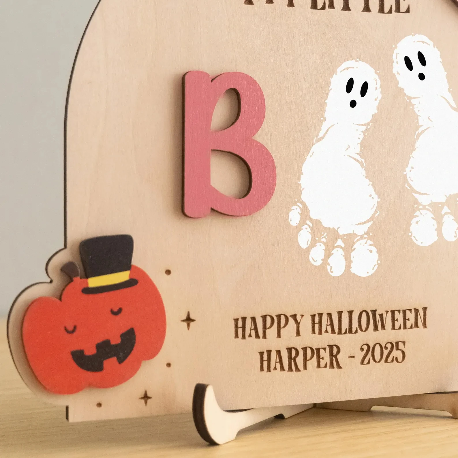 My Little Boo Baby Footprint Halloween Sign – Gepersonaliseerd houten aandenkencadeau voor eerste Halloween