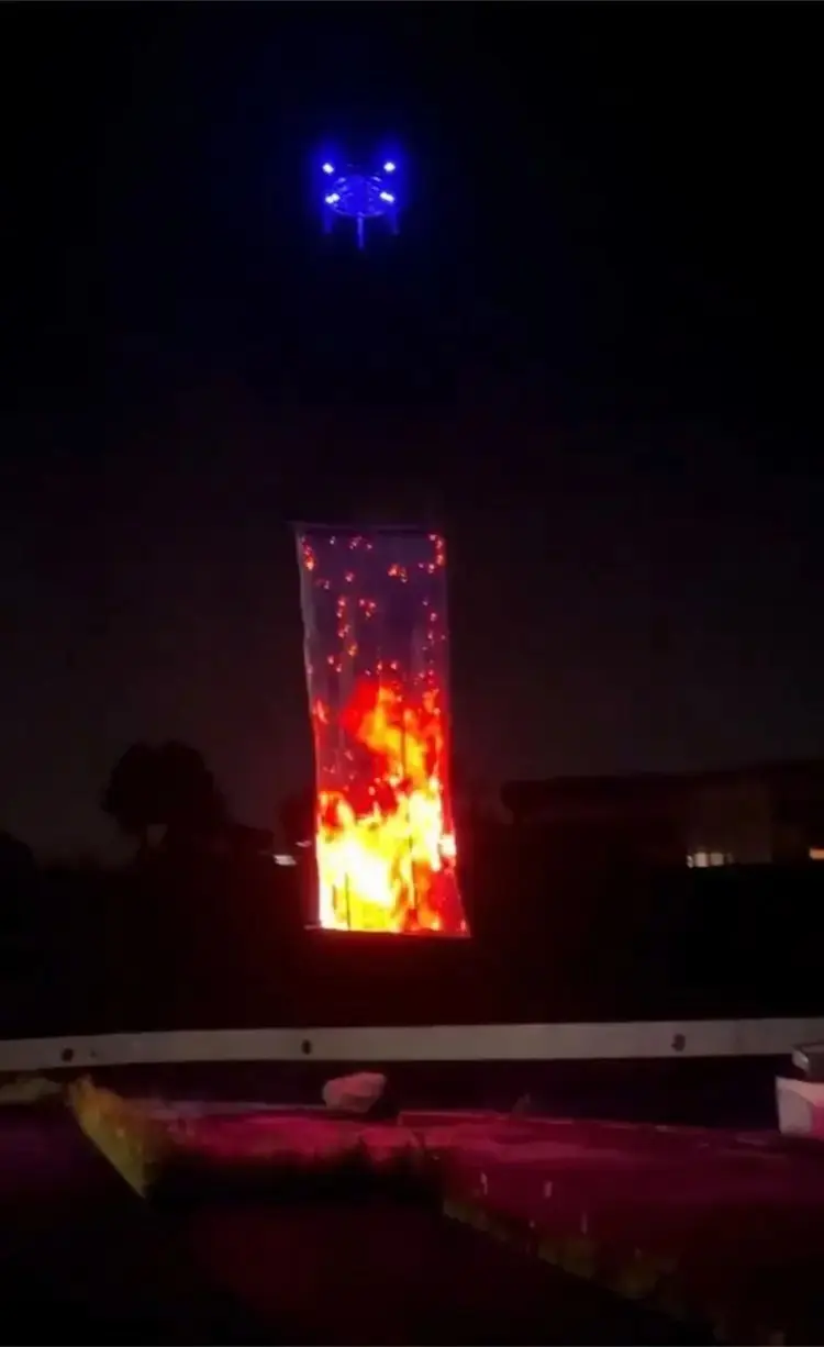 High Brightness, Customizable Size, Portable Outdoor LED Custom P25 Full Color LED Flying Display Screen, IP65 Waterproof,
