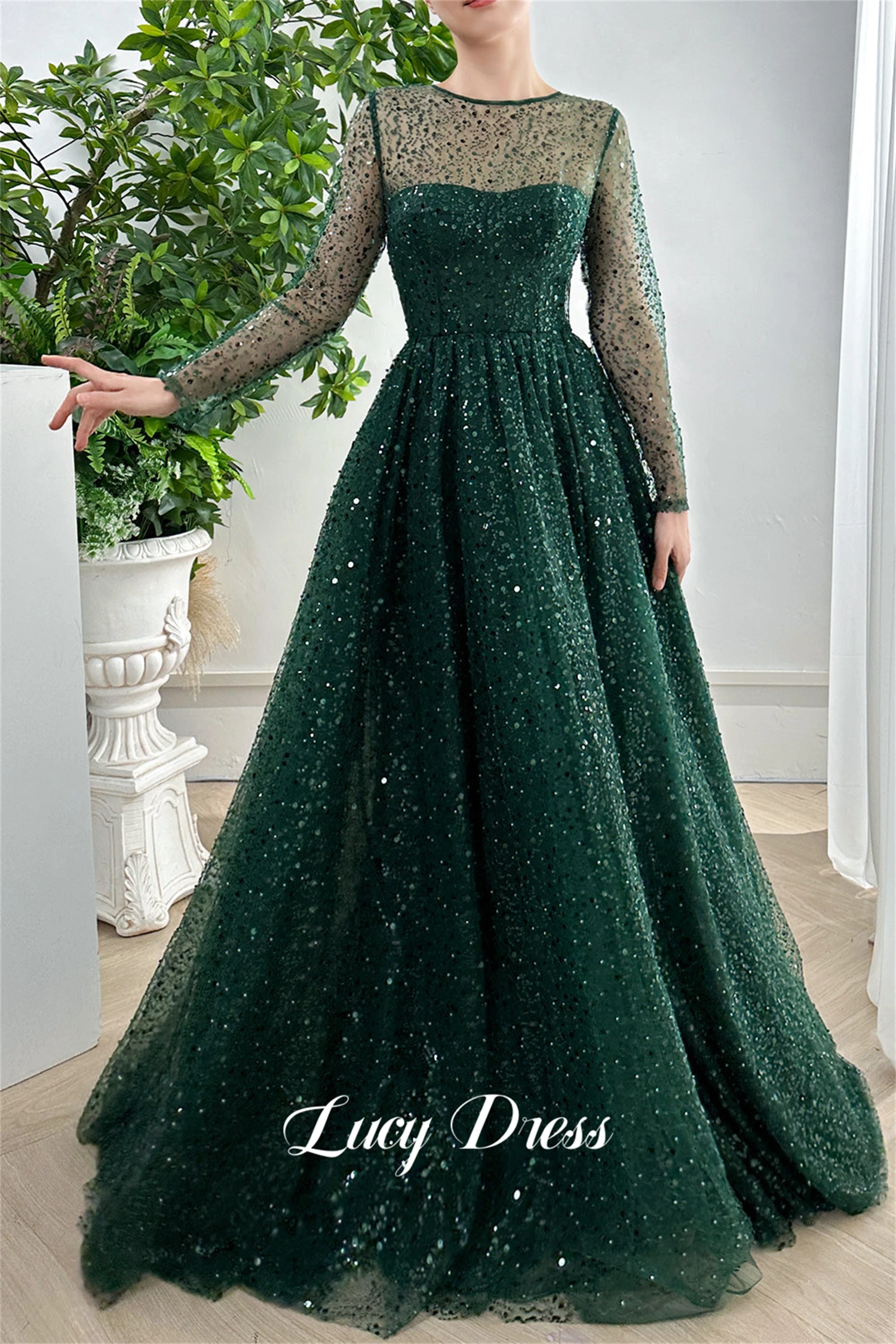 Lucy Grace Green Formal Dress Evening Bead Embroidered Fabric Line A Ladies Dresses for Special Occasions Wedding Prom Party