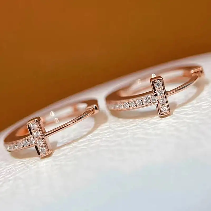 Huitan Cross Design…