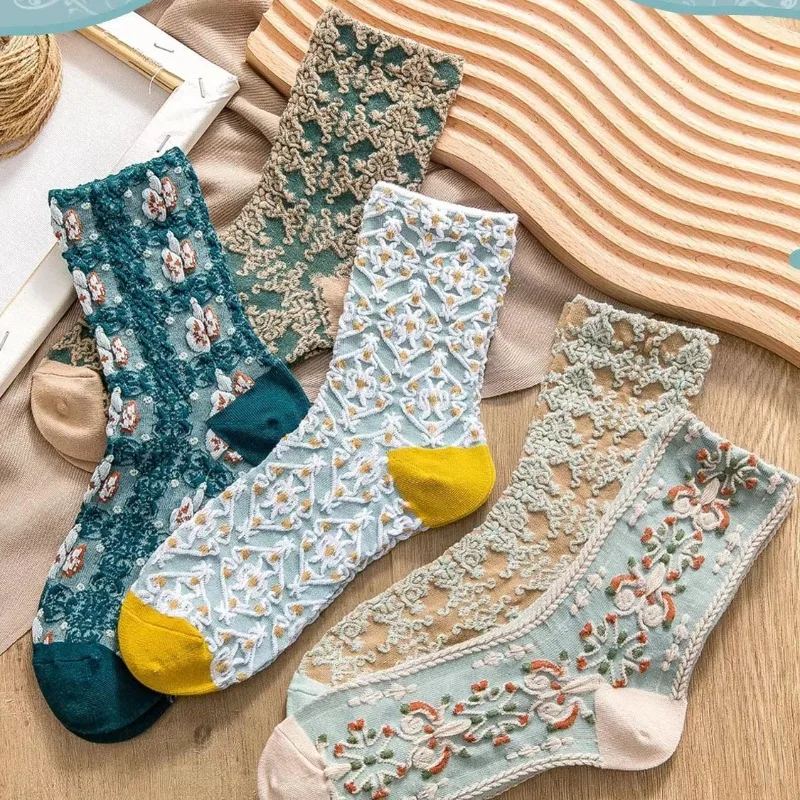 1 Pair Girl 2025 Retro Three-dimensional Relief Long Socks Medium Length Socks Fashion Cozy Autumn Winter Floral Mid-calf Socks