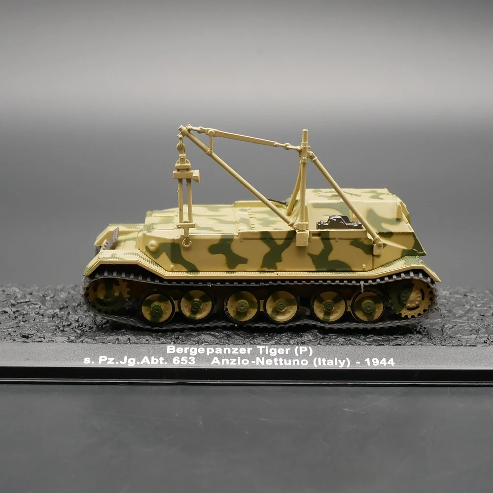 

Diecast German Armored car made of Militarized Combat Alloys & Plastics Model 1:72 Scale Toy Gift Collection Simulation Display