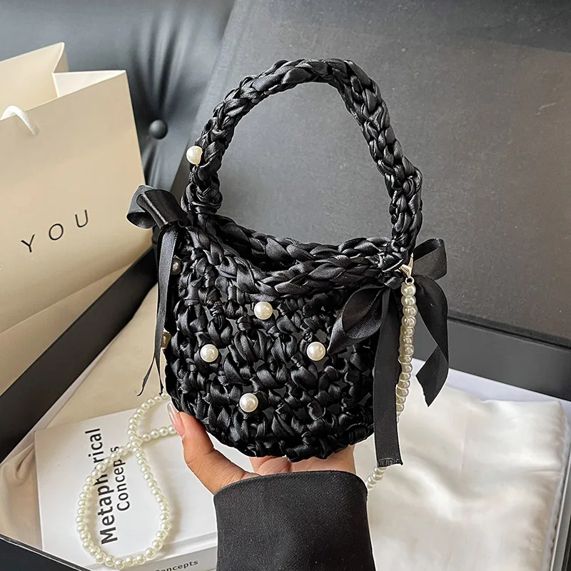 Designer Hollow Out Woven Bag 2024 New Summer Travel Crossbody Bag Women Fashion Studded Pearl Handmade Handbag Clutch Bag Mini