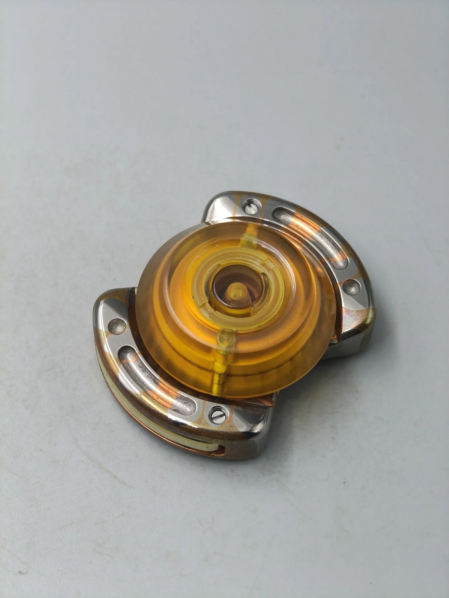 Used superconducting star spine, fingertip gyro, nail opening gyro edc metal decompression toy