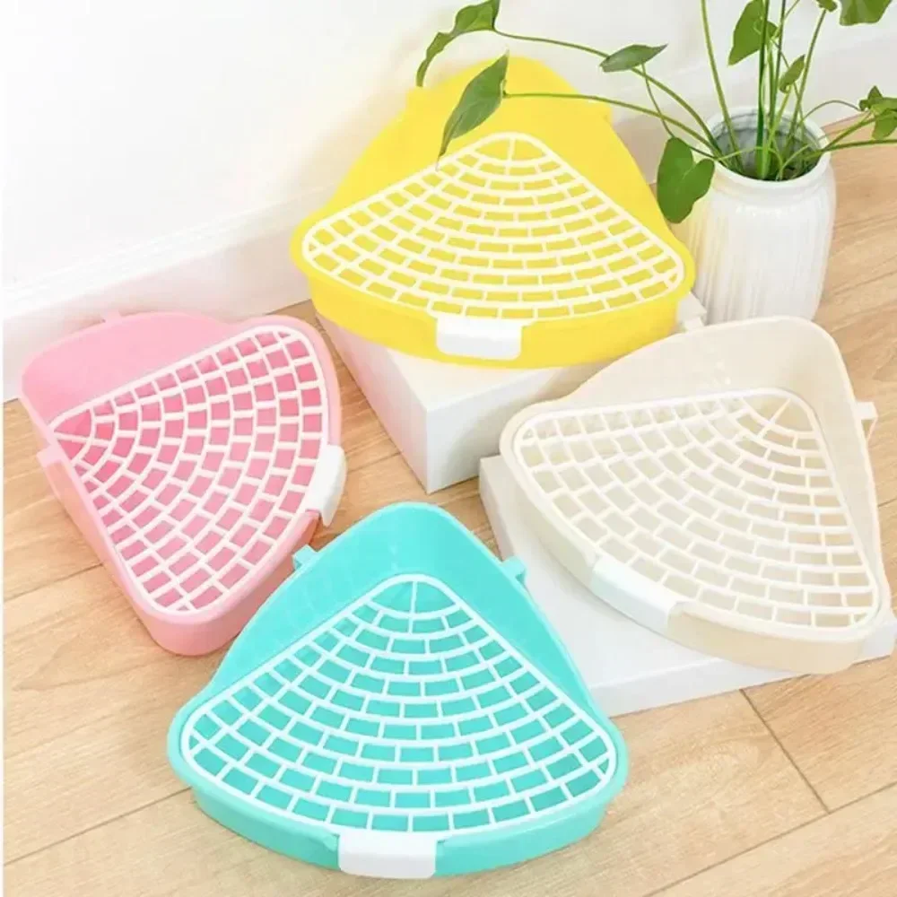 Triangle Animal Pet Cat Rat Rabbit Pee Potty Trainer Litter Tray Toilet Corner For Small Pet Guinea Pig Toilet Litter Box