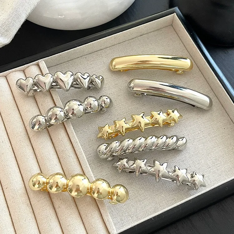 

Unique Designer-Style Spring Clip Hairpins for Women Trendy Fashionable Hair Accessories for Girls High-End Straight-Edge Clips