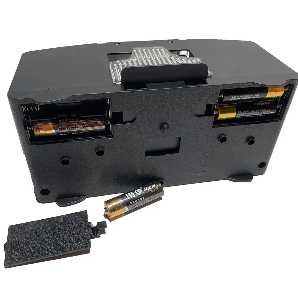 المحمولة لعبة البوكر المتثاقل آلة خلط أوتوماتيكية بالكامل 2/4/6 طوابق من أوراق اللعب بطارية تعمل بالطاقة مكافحة الغش أداة لعبة