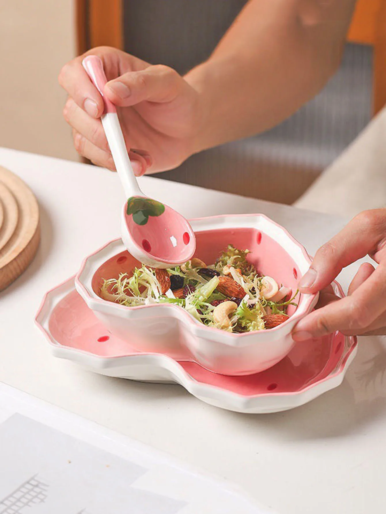 3pcs Strawberry Bowl Spoon Plate set beautiful girl heart bowl salad bowl dessert household tableware
