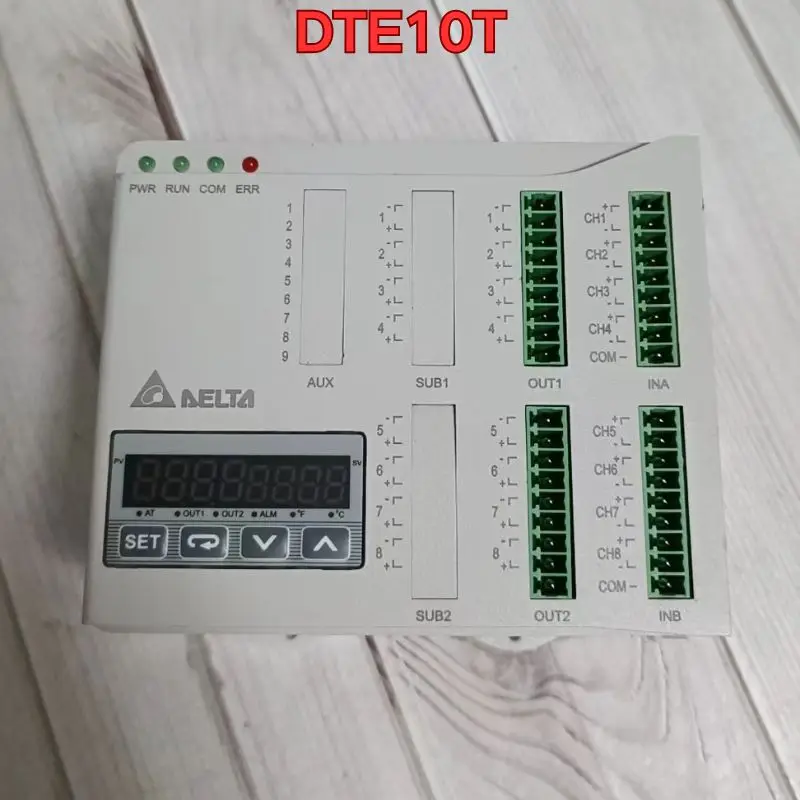 

Second-hand disassembled temperature controller DTE10T function test is normal