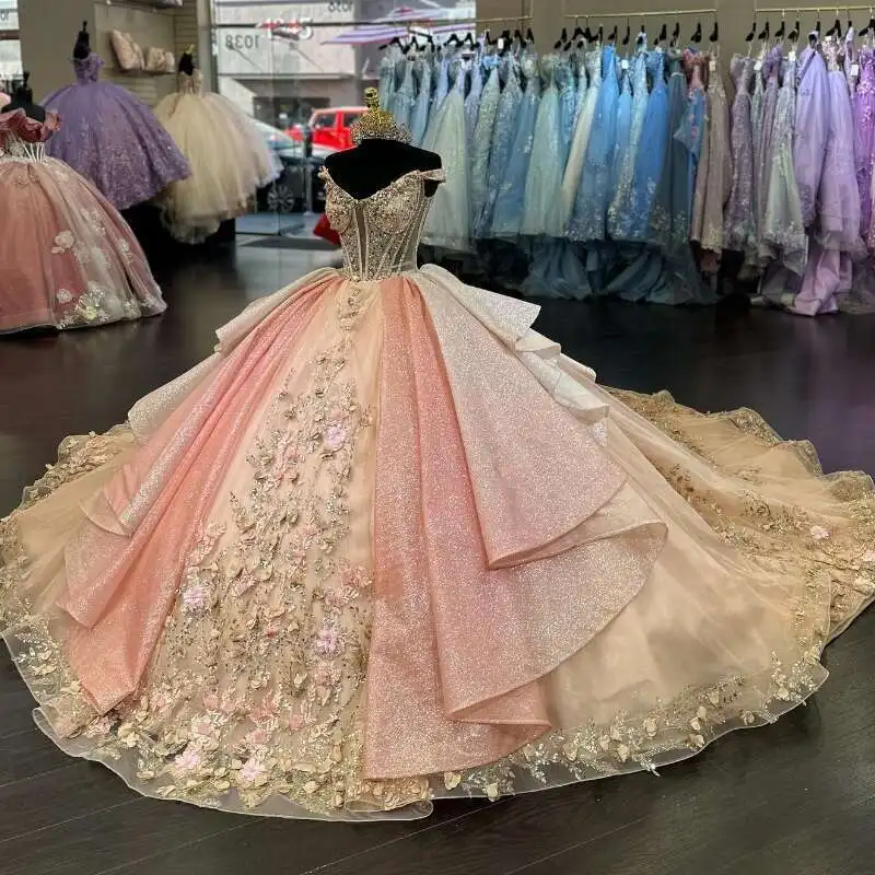 

Блестящие платья Quinceanera цвета шампанского, бальное платье с открытыми плечами, 3 ядра, аппликация, кружевные бусины, милое платье 16, вечерние платья знаменитостей