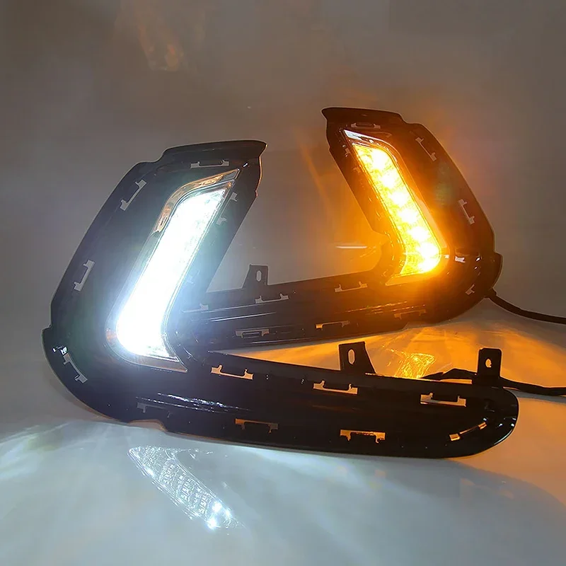 LED Fog Light Front Bumper LED Daytime Running Light Fit For Hyundai Elantra 2016 2017 2018 LED Turn Signal Fog Lamp Assembly